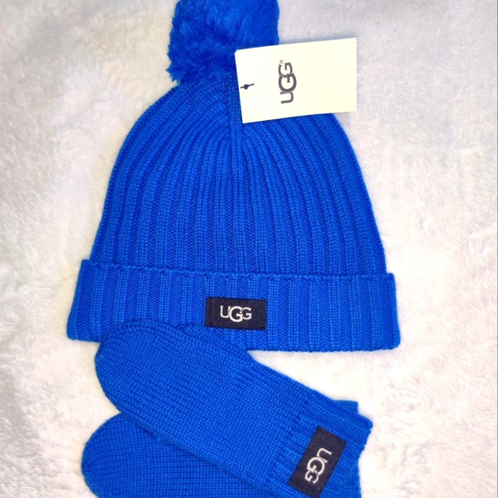 NWT UGG Beanie & Mittens